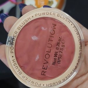 Makeup revolution blush in Rose Kiss